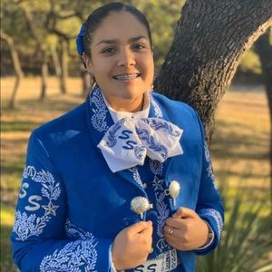 Meet your Posher, Zoe